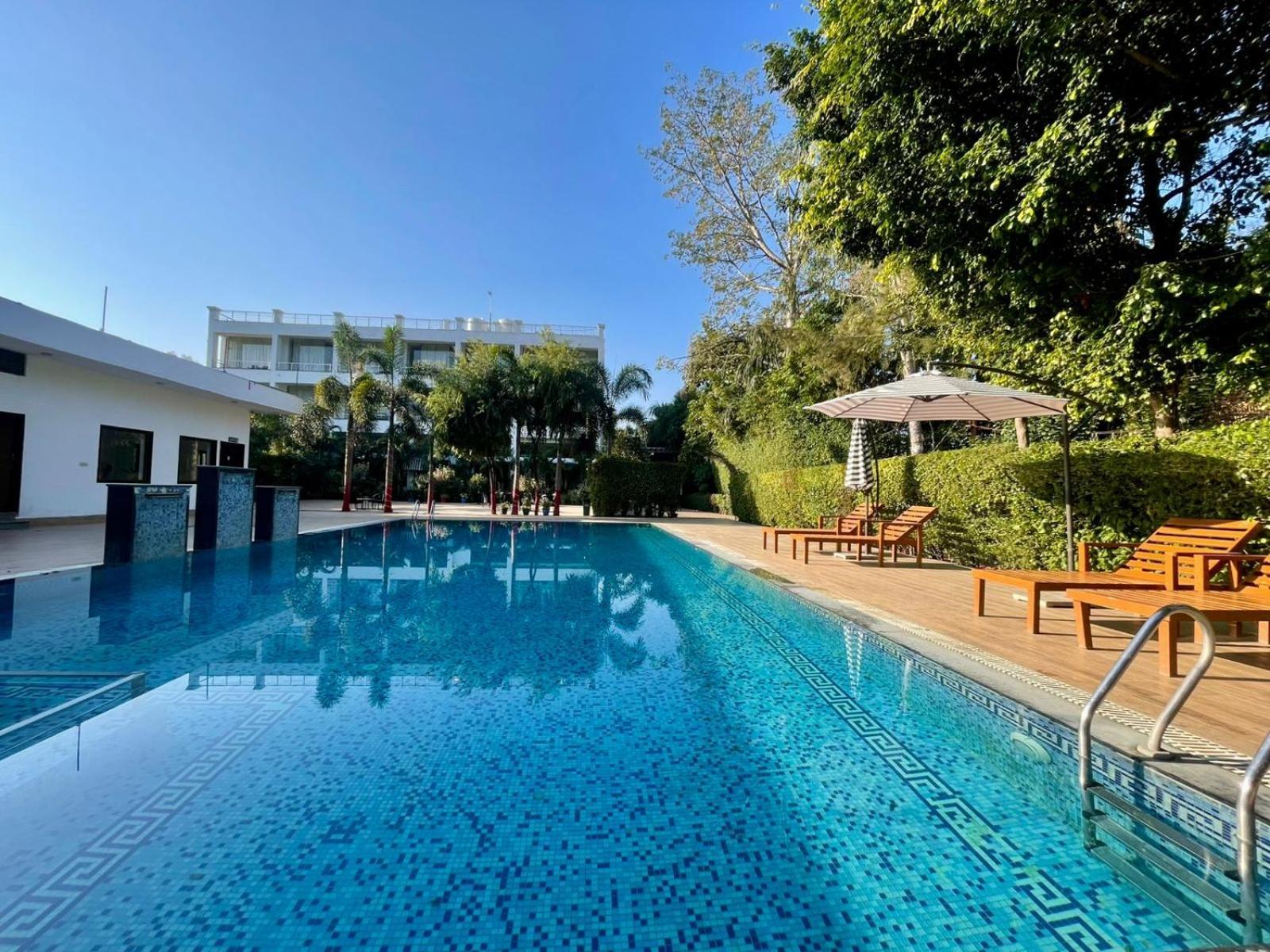Winsome Resort & Spa Corbett Ramnagar  Exteriér fotografie