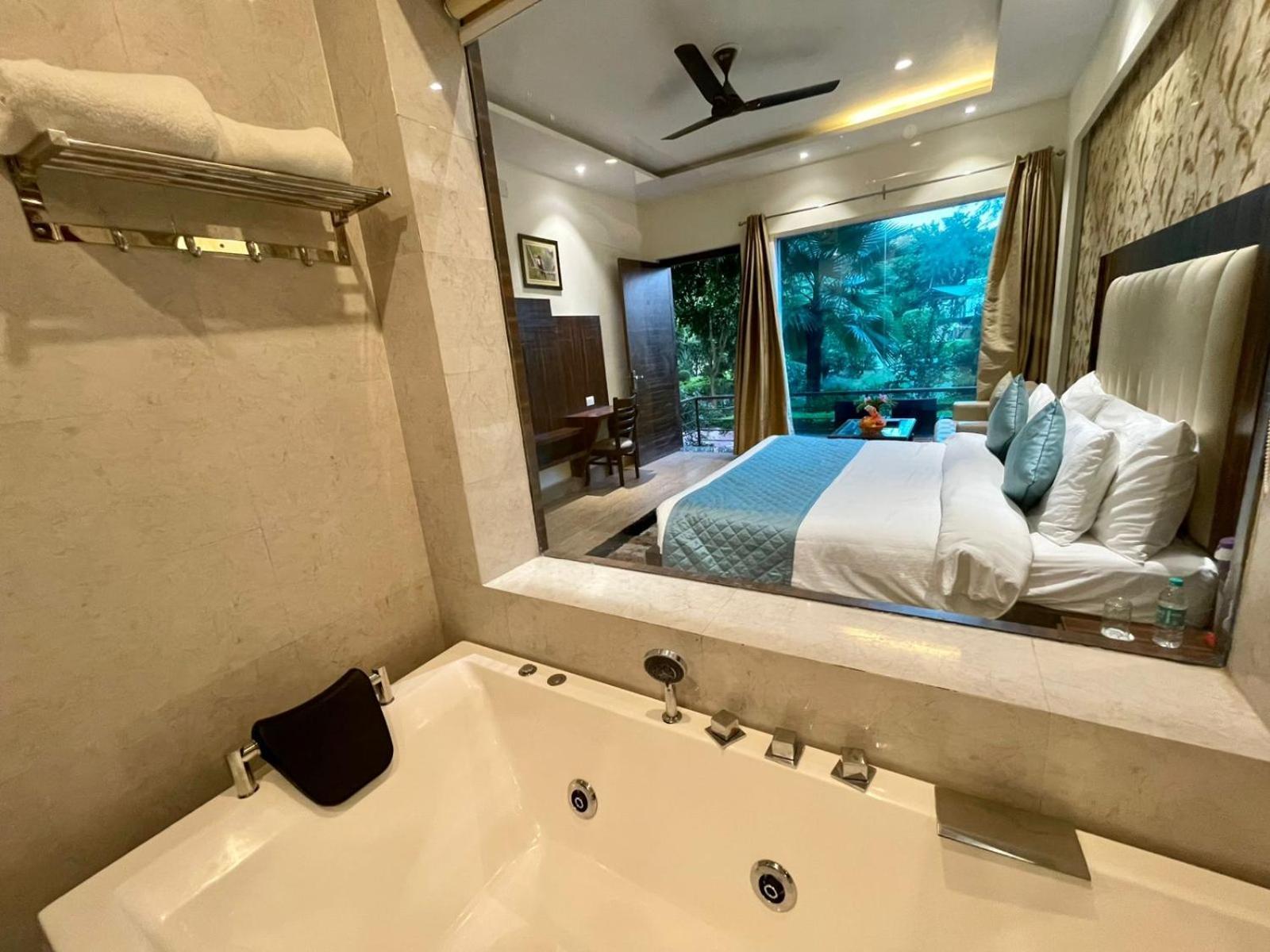Winsome Resort & Spa Corbett Ramnagar  Exteriér fotografie